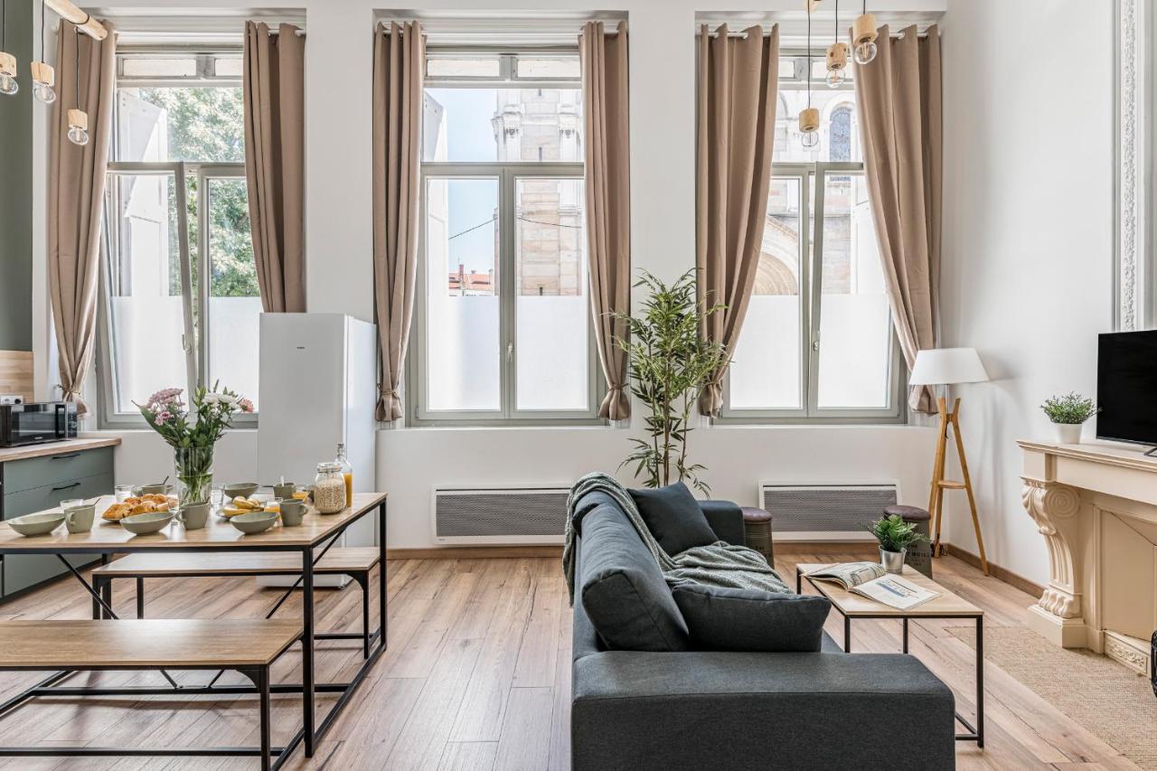 Charmant & Spacieux Appartement En Coeur De Ville Saint-Etienne  Dış mekan fotoğraf